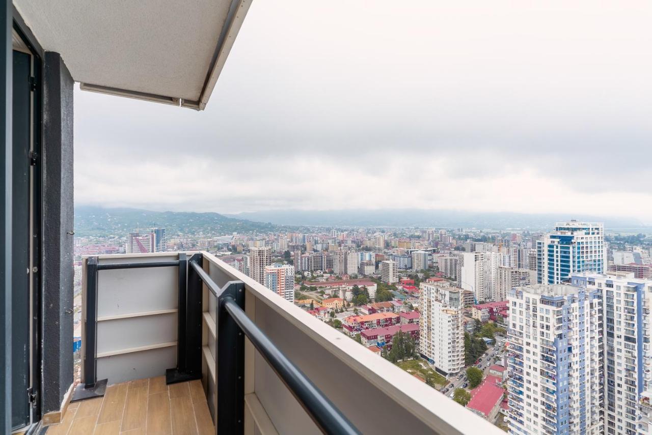 Апартаменты Grand City Real Estate Батуми Экстерьер фото